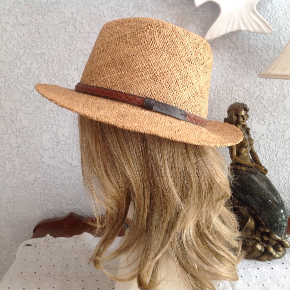 Hat - Picture 5 of 7
